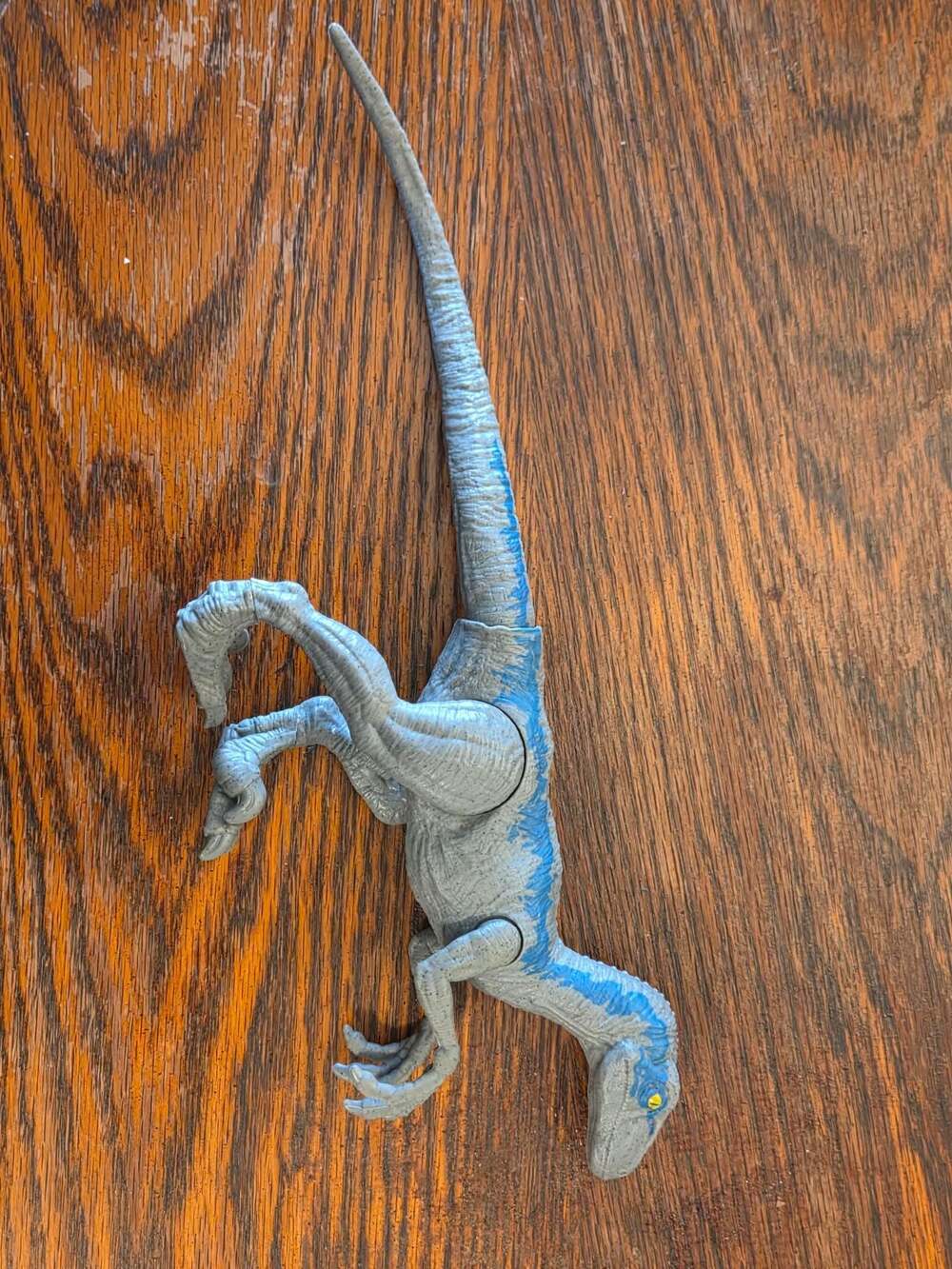 Mattel Jurassic World Velociraptor Blue 3-Piece Dinosaur Figure Set - Picture 5 of 5